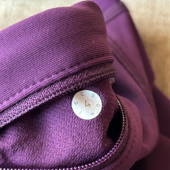 Lululemon Tight Stuff Tight II (25") - Picture 6 of 6